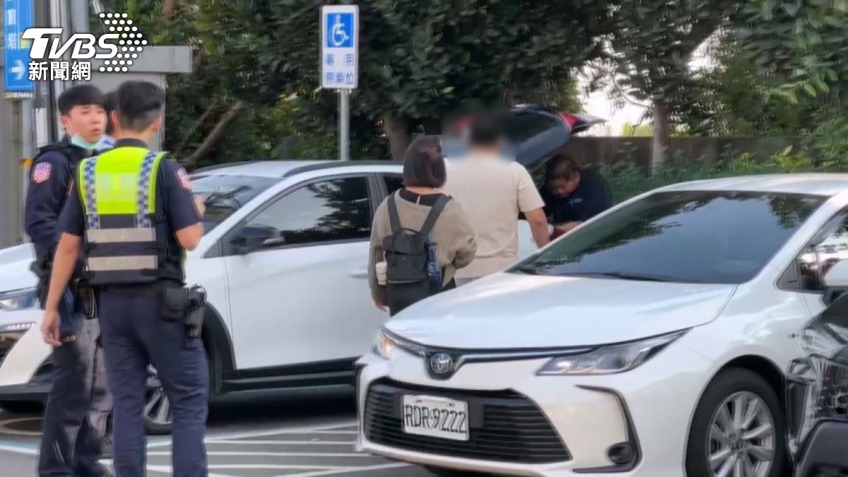 國道1死9傷 肇事駕駛赴殯儀館稱「非故意」 死者母淚崩