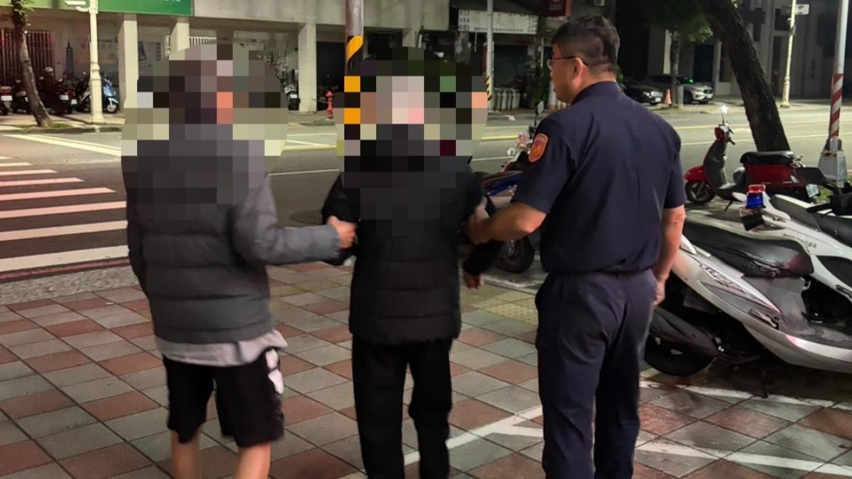 高雄嬤睡前詭聽「有人喊我」 街頭尋兒到凌晨凍到發抖