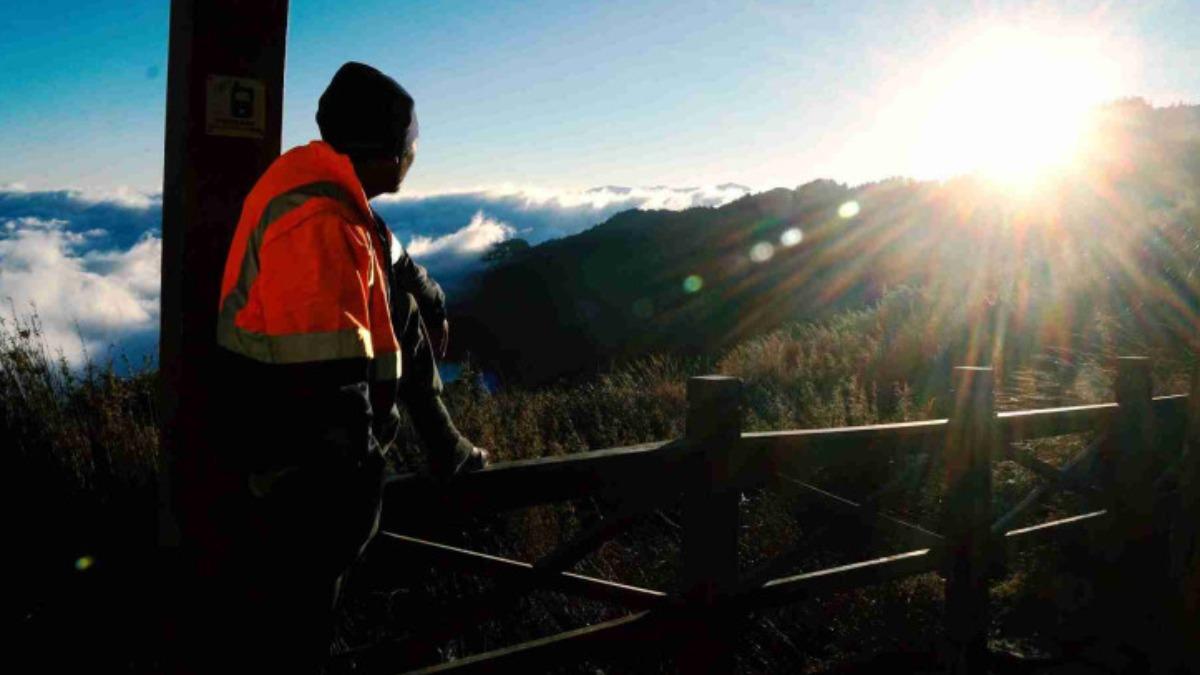 曾是通緝犯、賭徒　穿越無數山岳《高山遊民》揭露救贖人生