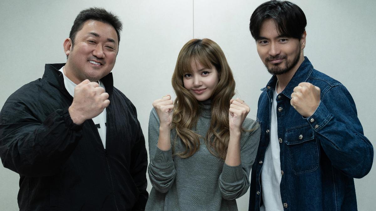 夢幻同框！LISA圓夢合體馬東石、李陣郁拍動作片　直呼：榮幸與出色演員合作