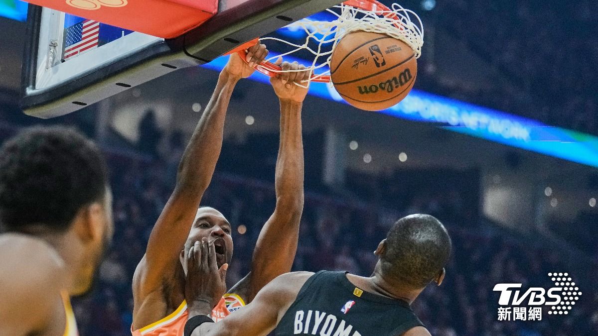 克里夫蘭騎士主場逆轉勝馬刺　「第3節轟44分」限制對手攻勢