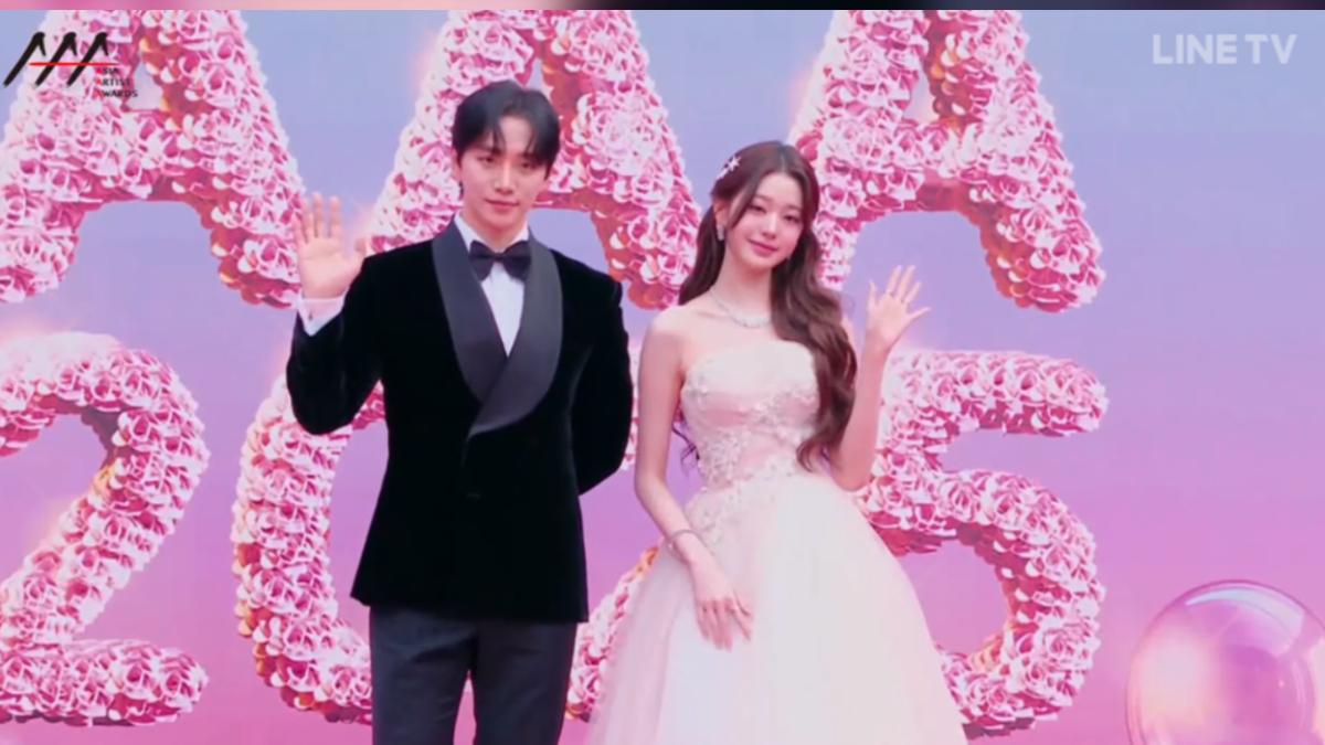 AAA紅毯張員瑛戒指「滑落噴飛」超驚險 舒華白到發光征服高雄