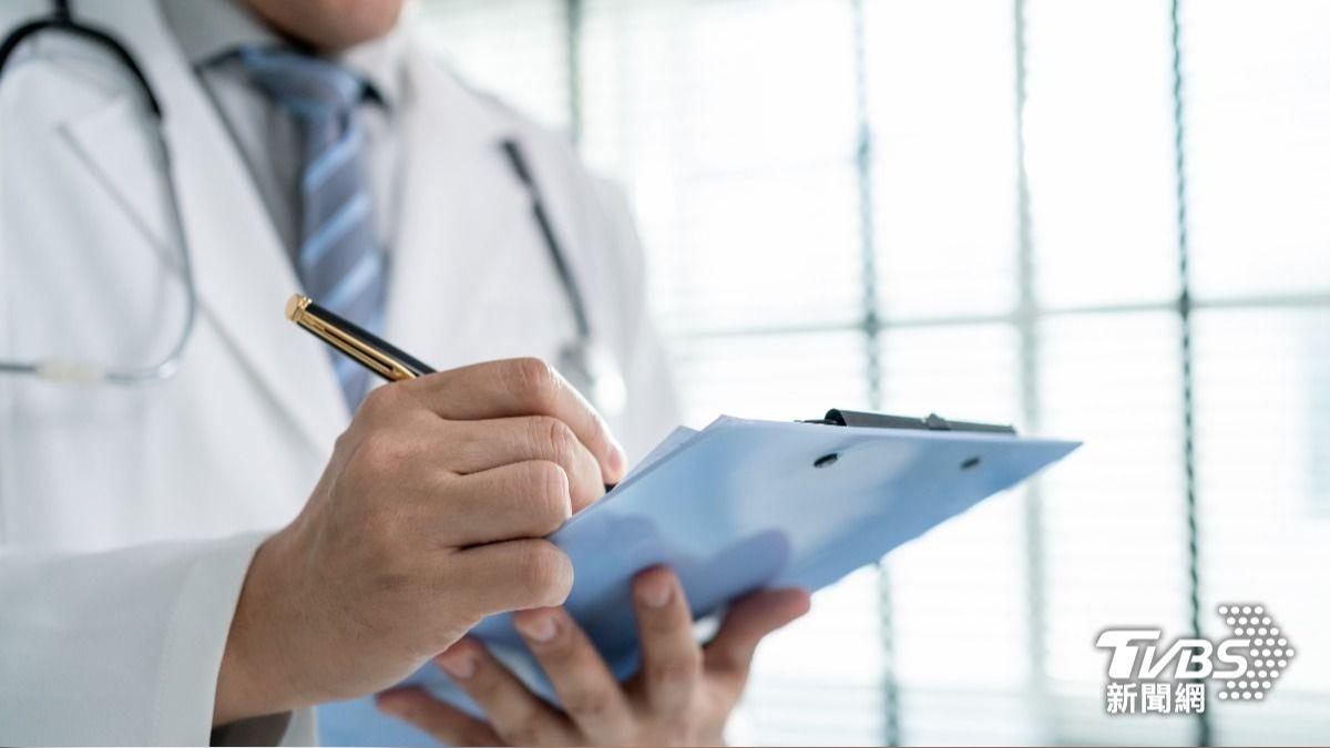 多人未滿13歲!英38歲醫竟是白袍色魔 5年性侵38病患