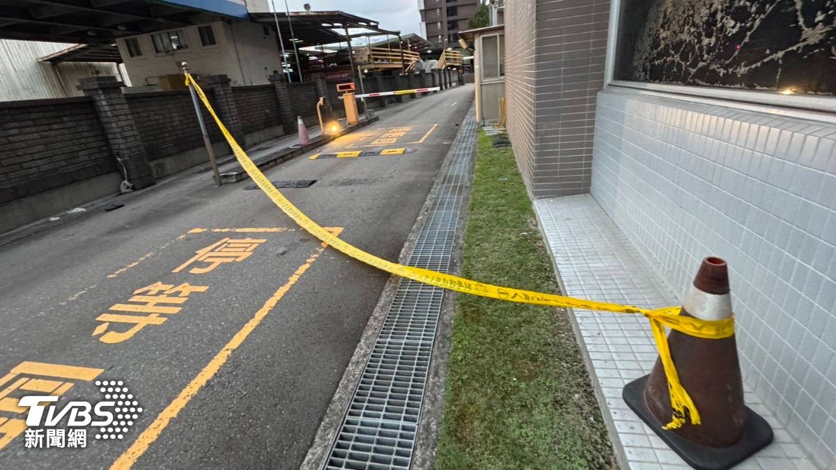 快訊/新北男14樓急墜「倒臥車道口」 搶救無效亡