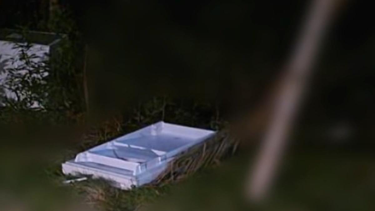 台中社區「冰箱」高樓墜落中庭解體 住戶和管理物業爆口角衝突