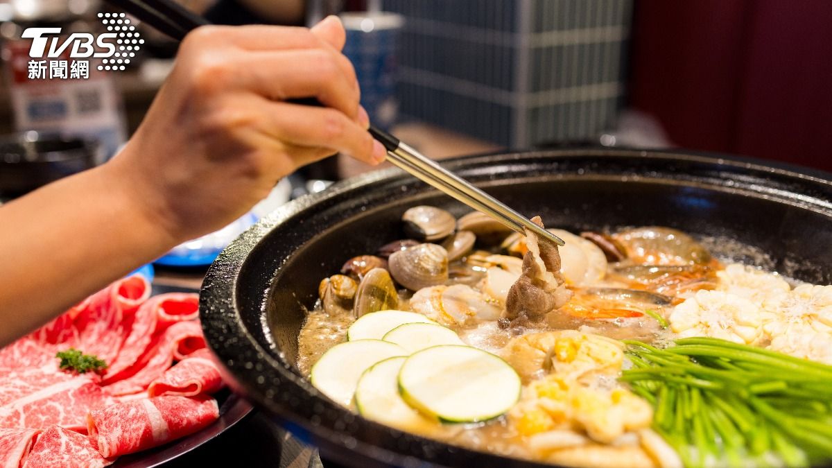 不用打瘦瘦針！醫曝「4招火鍋吃法」不發胖：這順序血糖降40%