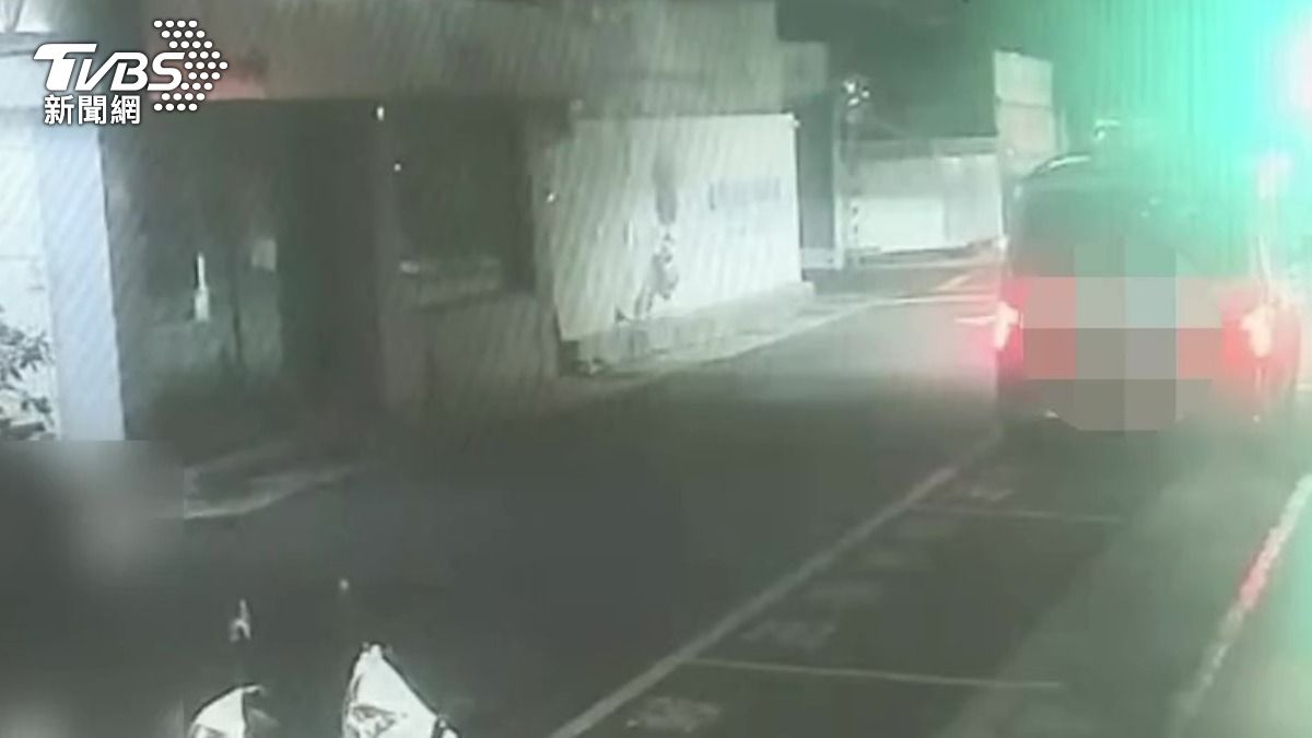 自投羅網!移車等代駕「誤停警車格」 北市男被抓包酒駕
