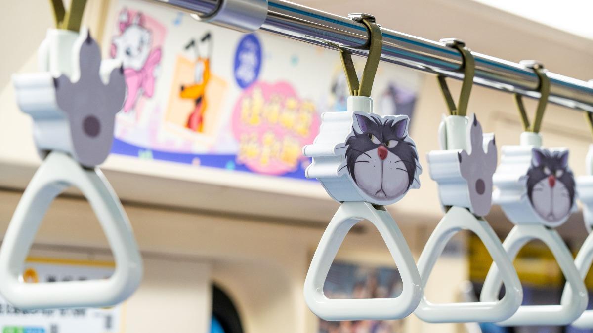 Disney-themed train charms Tamsui-Xinyi Line riders