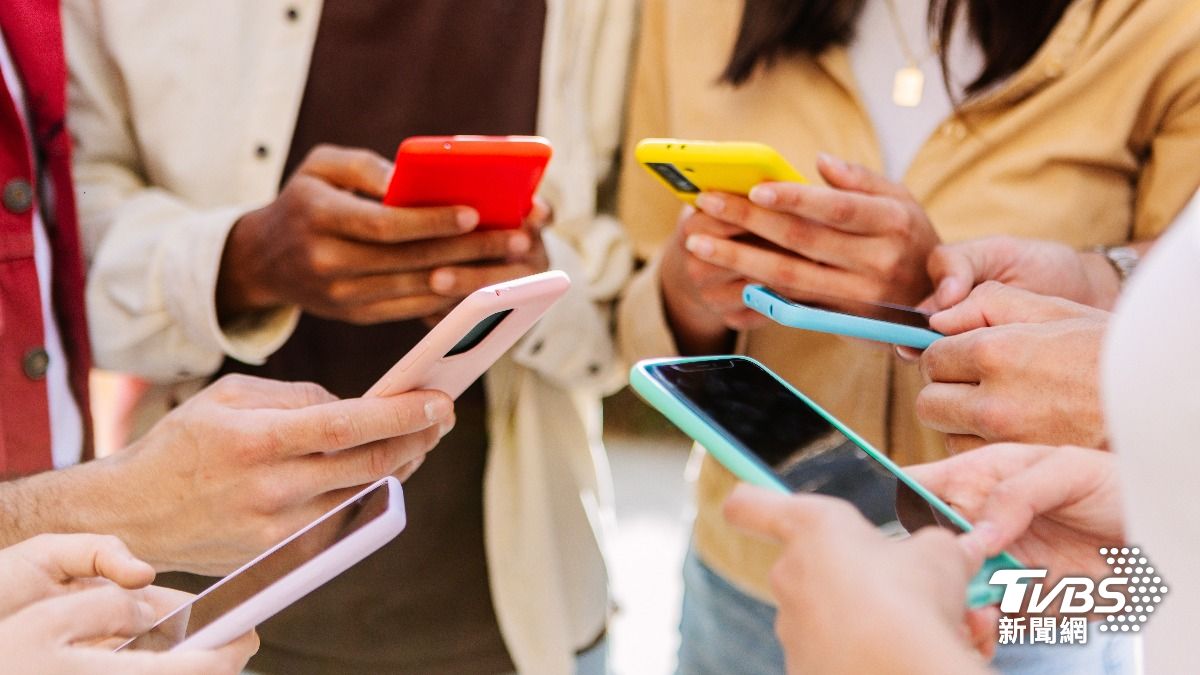 澳洲「16歲社媒禁令」是否越禁用越多？專家意見一次看