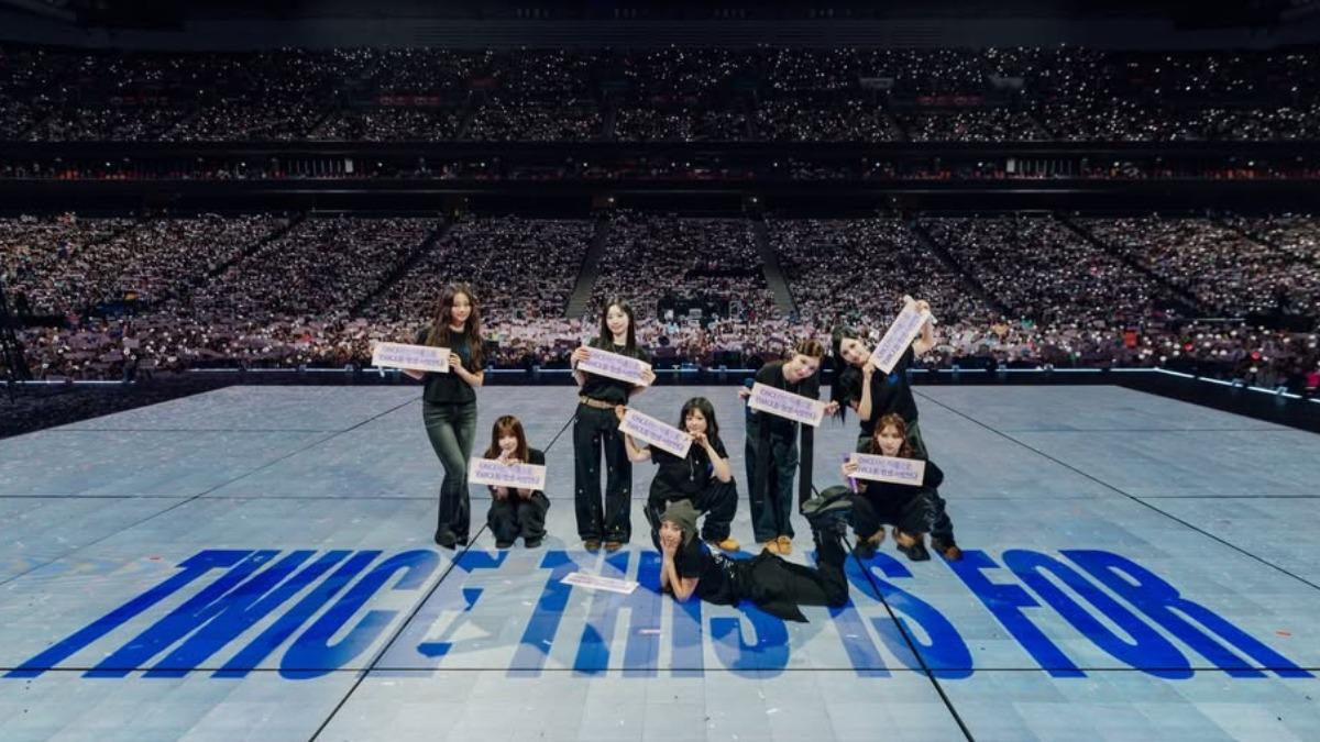 TWICE為香港災民改全黑造型　子瑜「全中文致哀」暖聲聽哭全場