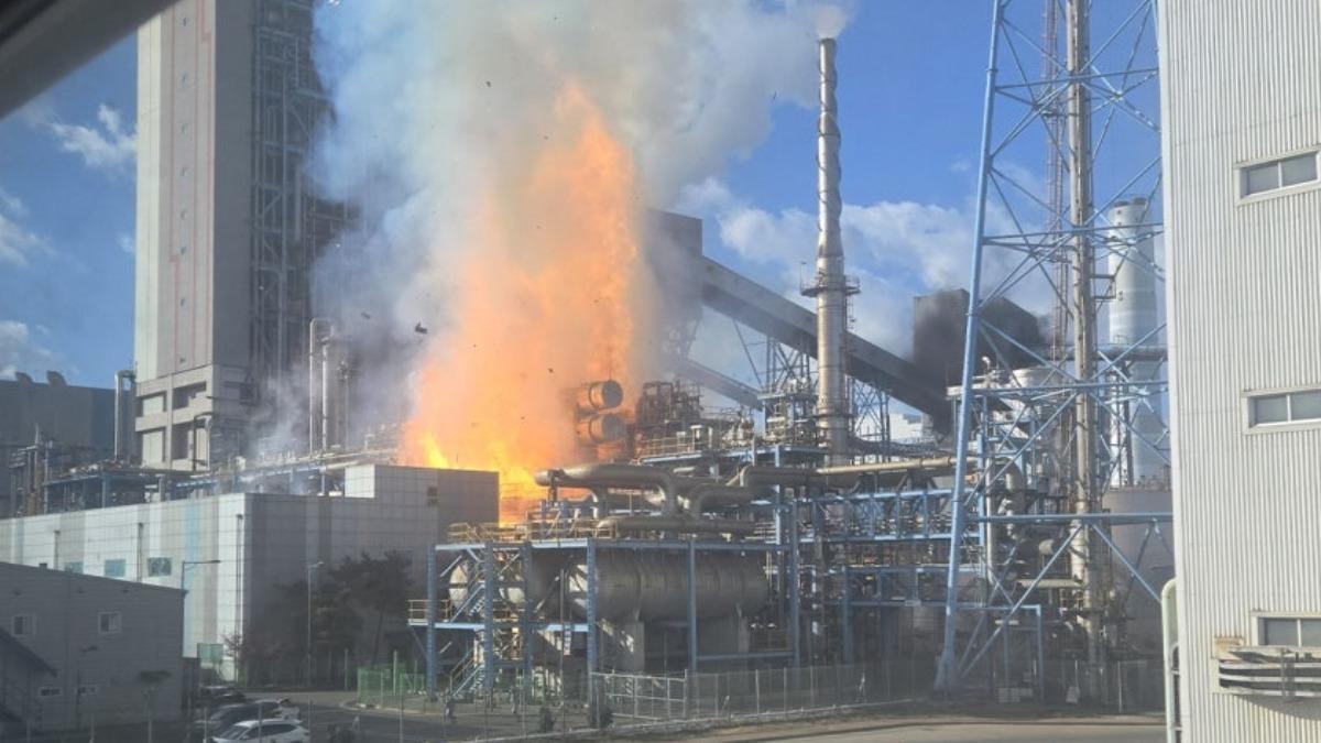 快訊／南韓火力發電廠爆炸起火！疑瓦斯氣爆釀禍　2人急送醫