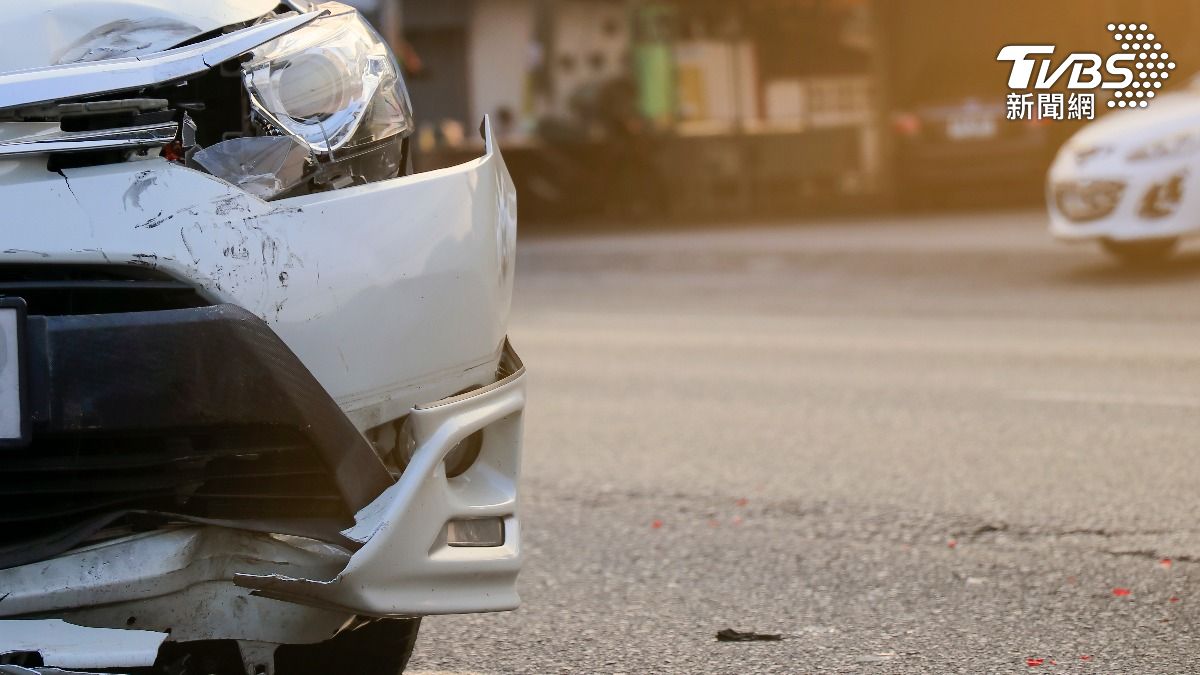 快訊/日本3小學生放學回家被車撞 駕駛稱「要剎車但停不下來」