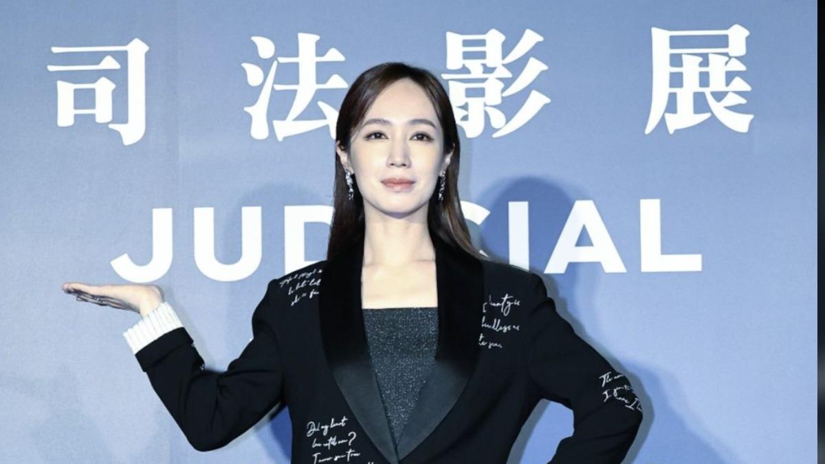 形象危機?小薰爆欠牙齒矯正費14萬遭催繳「鄭人碩也被捲入」 經紀人回應