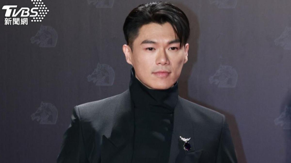 罹癌第四期不退縮!柯煒林勤跑宣傳喊:我不是病人 媽媽不捨「溫柔擁抱」惹鼻酸