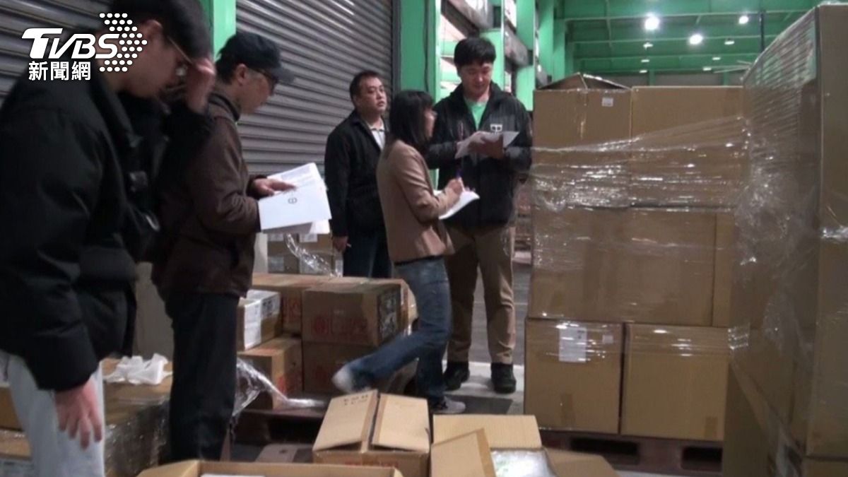 天一愛「偽藥」倉庫曝光！5款藥品藏北桃　警查扣上萬包　