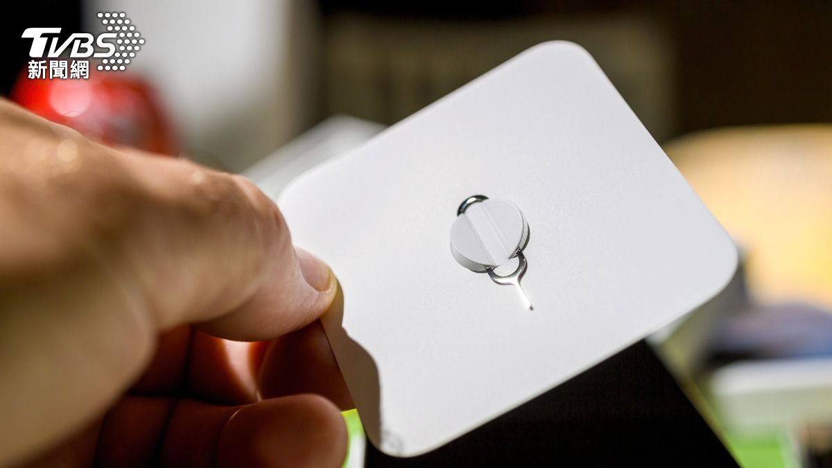 陸瘋傳「蘋果取卡針是鉑金」炒到破千元 官方打臉:毫不知情