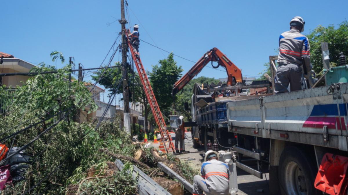 特強氣旋襲巴西!聖保羅等地癱瘓 航班停飛、逾200萬戶停電