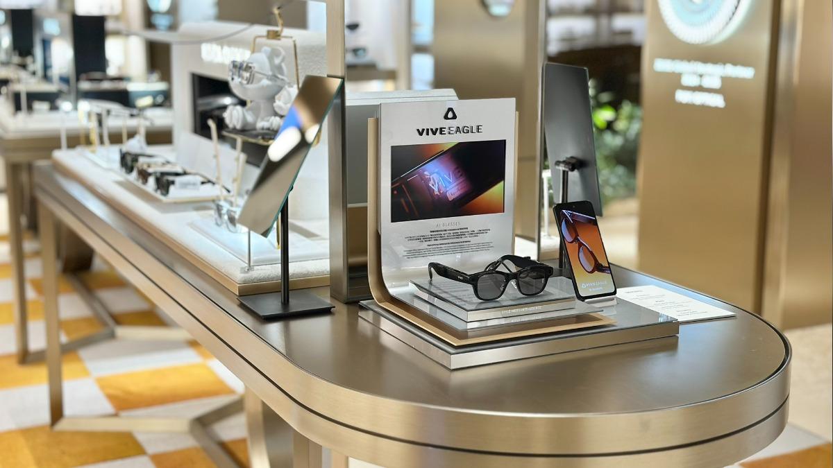 AI眼鏡HTC「VIVE Eagle」今香港開賣 2026年起支援粵語