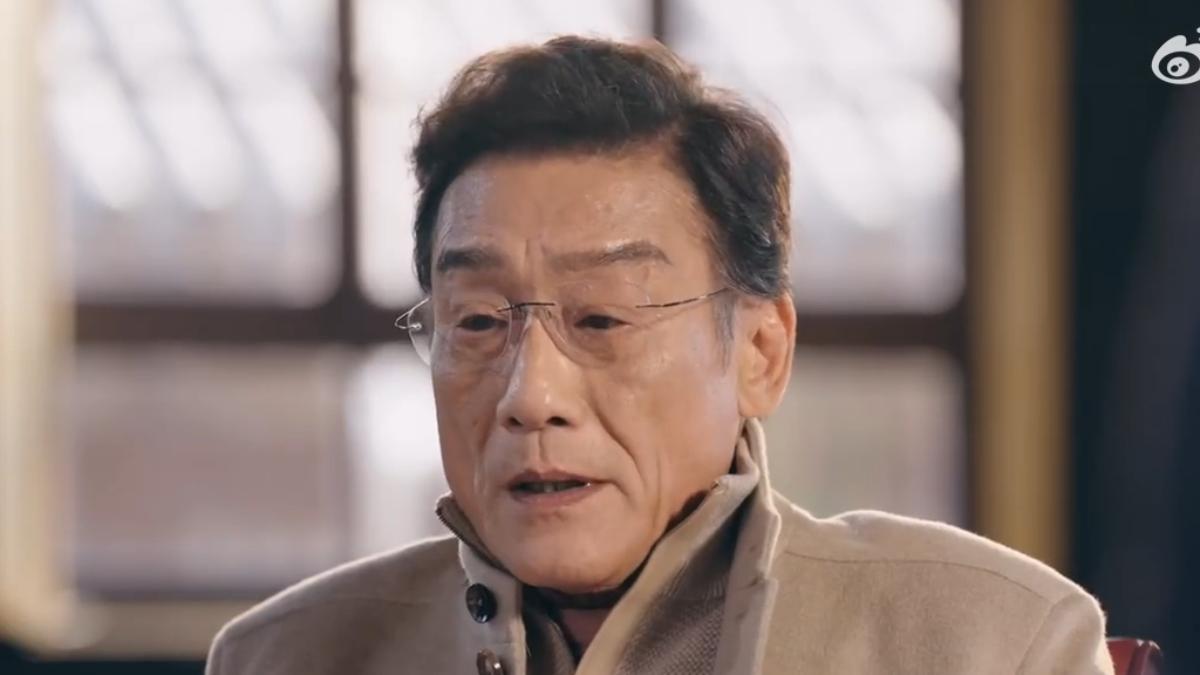 奪金像獎影帝卻遭封殺!梁家輝沒戲拍「擺過地攤」自曝遭警驅趕