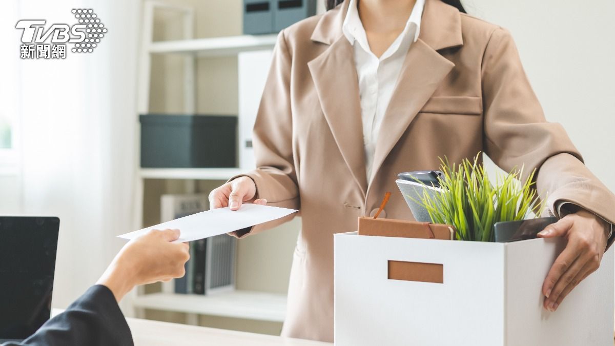 想領年終當天秒離職！這3點卡農曆年假她超困擾　網給最佳時機
