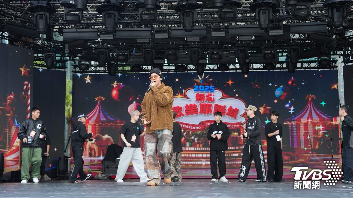 巨星耶誕演唱會彩排直擊 卡司表演舞臺設計搶先看