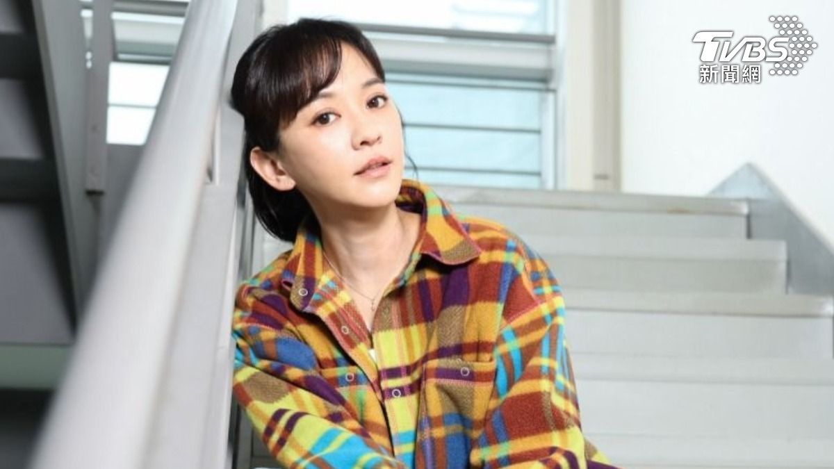 陳意涵「背破包」闖康橋貴婦團!愛馬仕當路邊貨 尷尬指數爆表