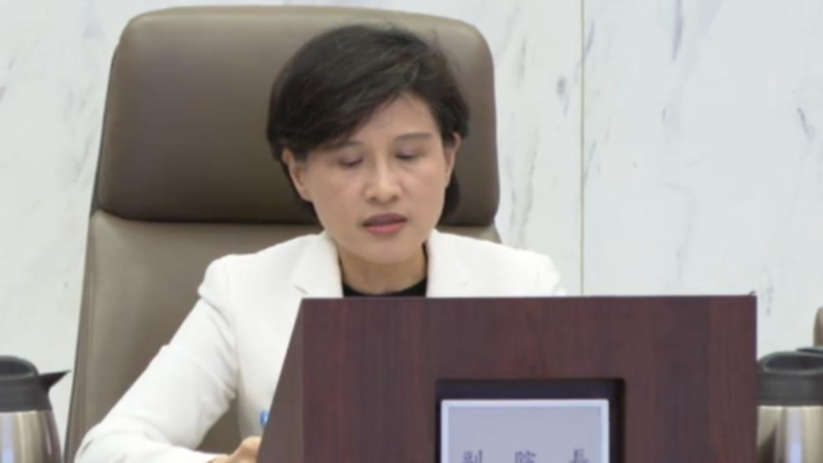 卓揆失「聲」了! 行政院會改由鄭麗君代打