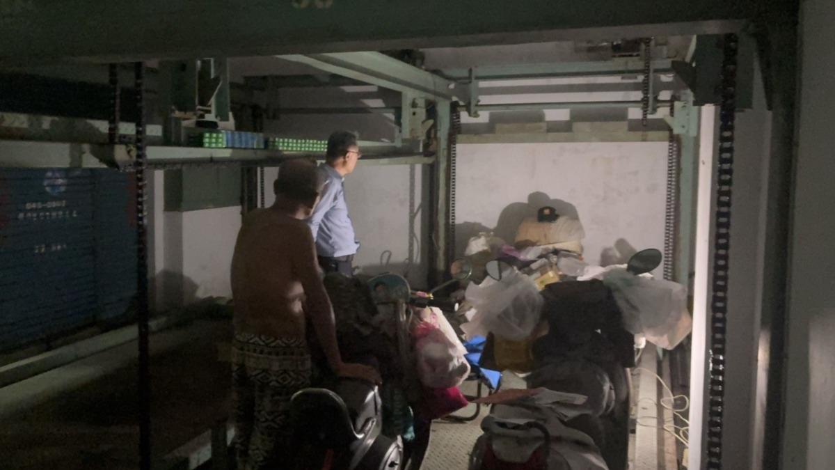 寄生上游高雄版?阿公房子被法拍 潛大樓機械車位當家「住3年」