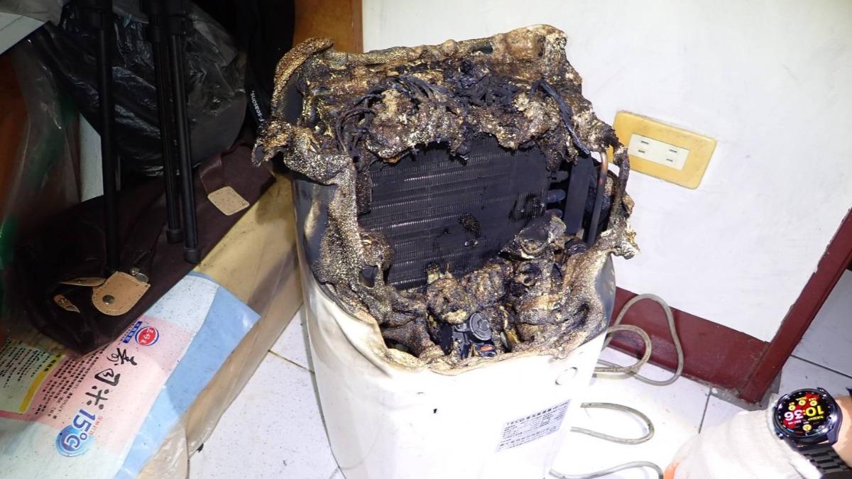 除濕機突冒煙狂燒!他嚇壞急滅火 台電曝「這禁忌動作」保平安