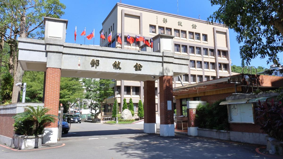 立法院通過「提前停止調降月退所得替代率」的修法，造成退撫基金用罄年度提早4年，銓敘部深感遺憾。（圖／銓敘部提供）