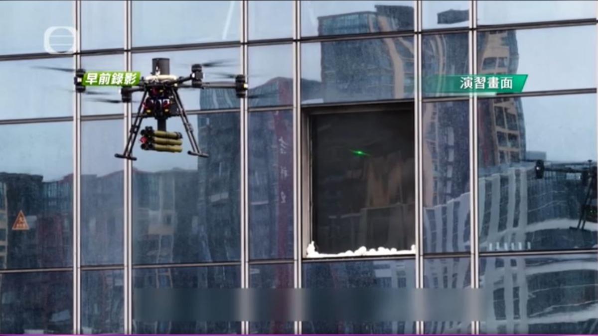 無人機十分鐘救活昏迷住戶!高樓火場「精準定位」超神效率