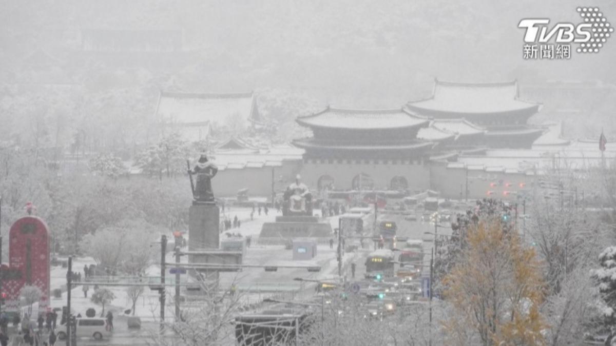 韓強降雪來襲!首爾首都圈派逾8000人力除雪戒備