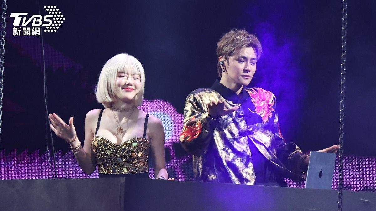 直擊/羅志祥熱擁超辣嘉賓「竟是大咖韓星」 他飆唱〈精舞門〉:空幹啦