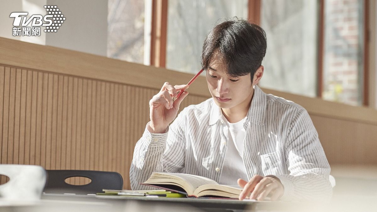 找好指導教授卻想重考!碩一男怕被封殺 網揭「這關鍵」很重要