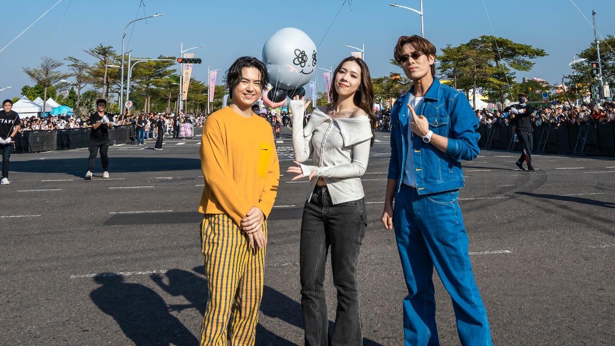 超大豬頭在高雄天空飛!竟是超級天團的傑作 超萌畫面曝光