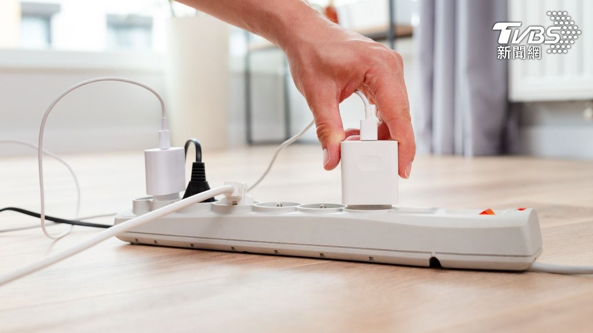 這些電器害電費飆漲!能源署直指「待機電力」:沒使用卻狂燒錢