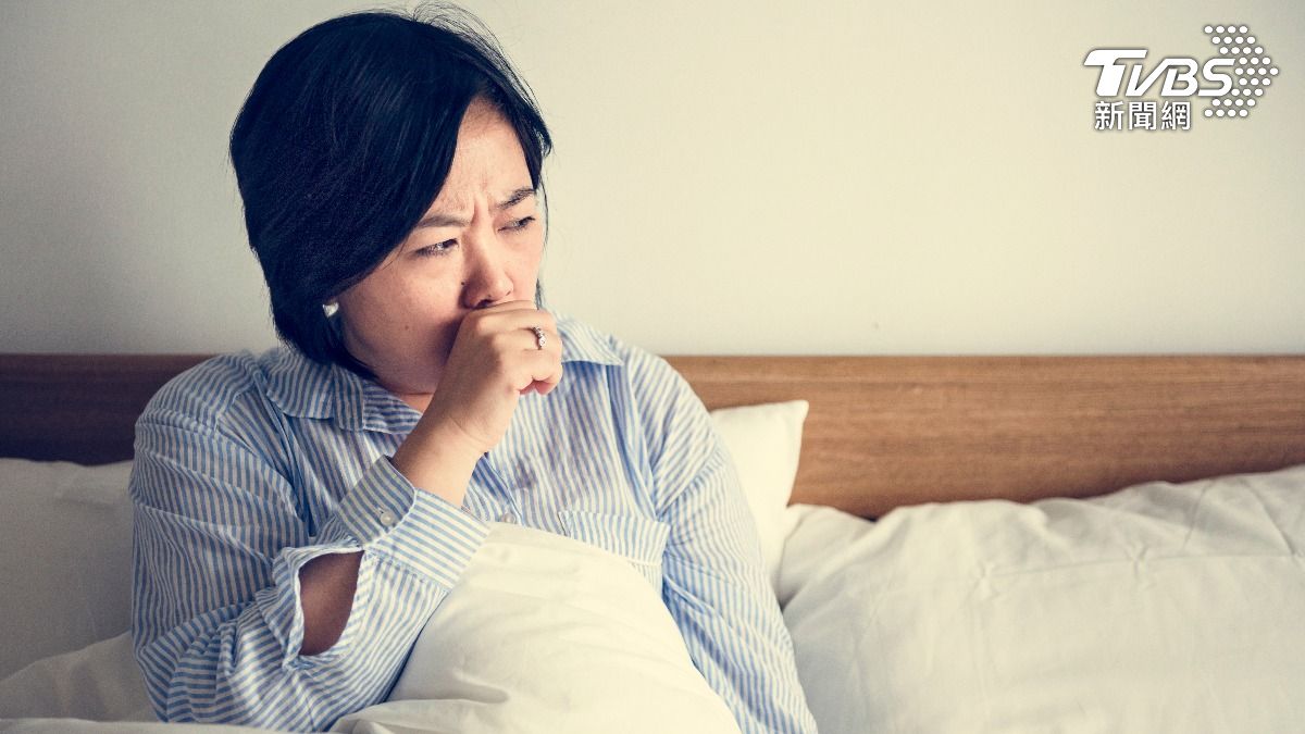 「早起喉嚨痛」是感冒了?醫曝3大元兇:超過一週恐非小事