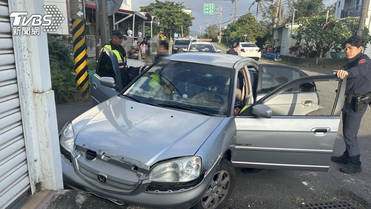 又是毒駕!通緝犯「飛車撞民宅」秒被逮 警搜出喪屍菸彈慘了