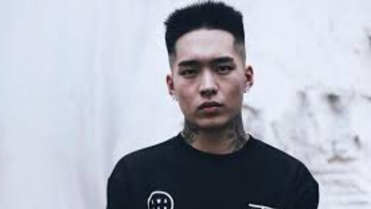 《SMTM》饒舌歌手驚爆騙「未成年女粉開房」 受害者崩潰發聲