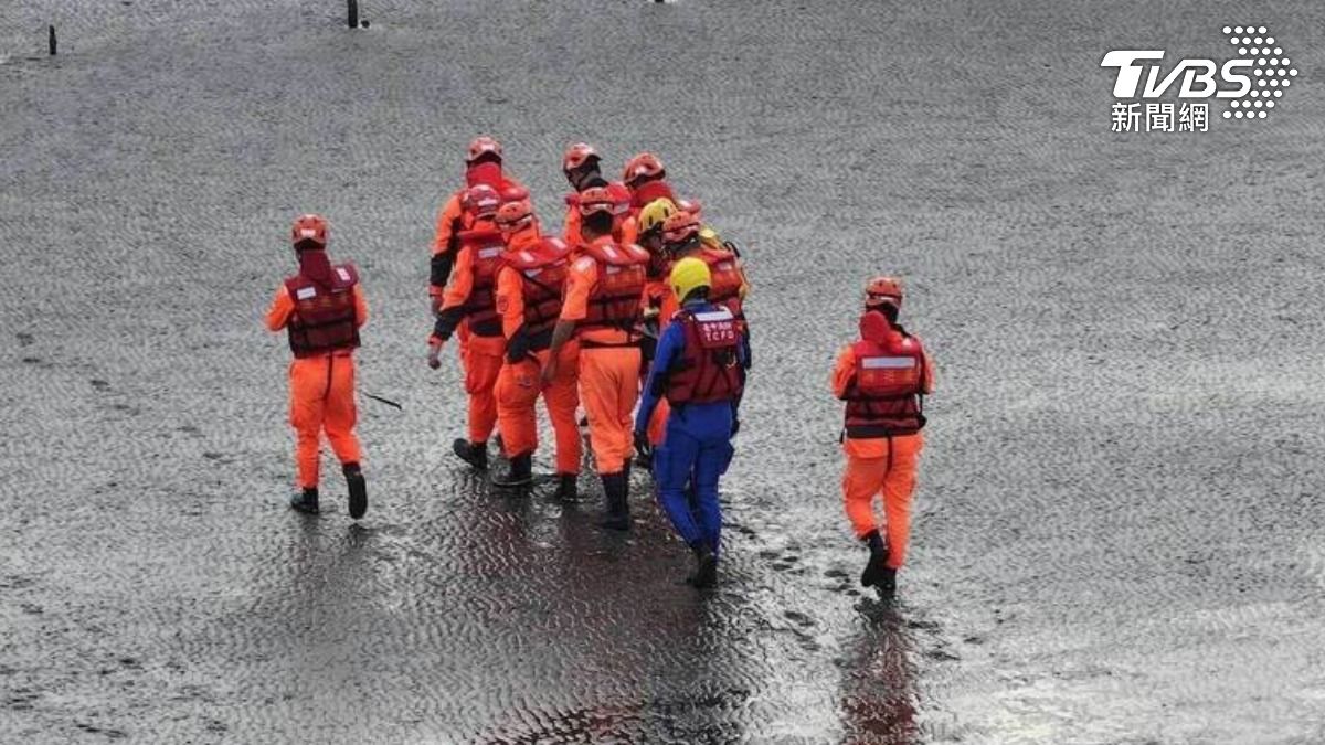 快訊/台中警官彰化釣魚遇漲潮溺水 蚵農清晨發現冰冷遺體