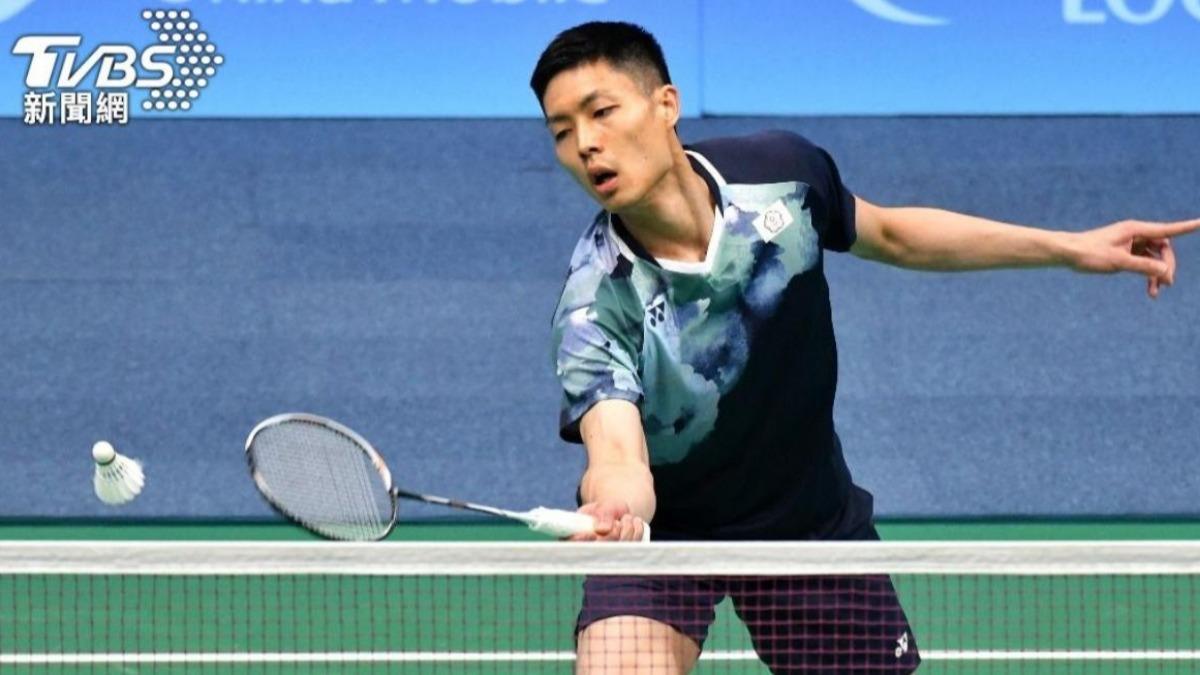 不敗紀錄終結!周天成不敵奈良岡功大 BWF年終賽首戰吞敗