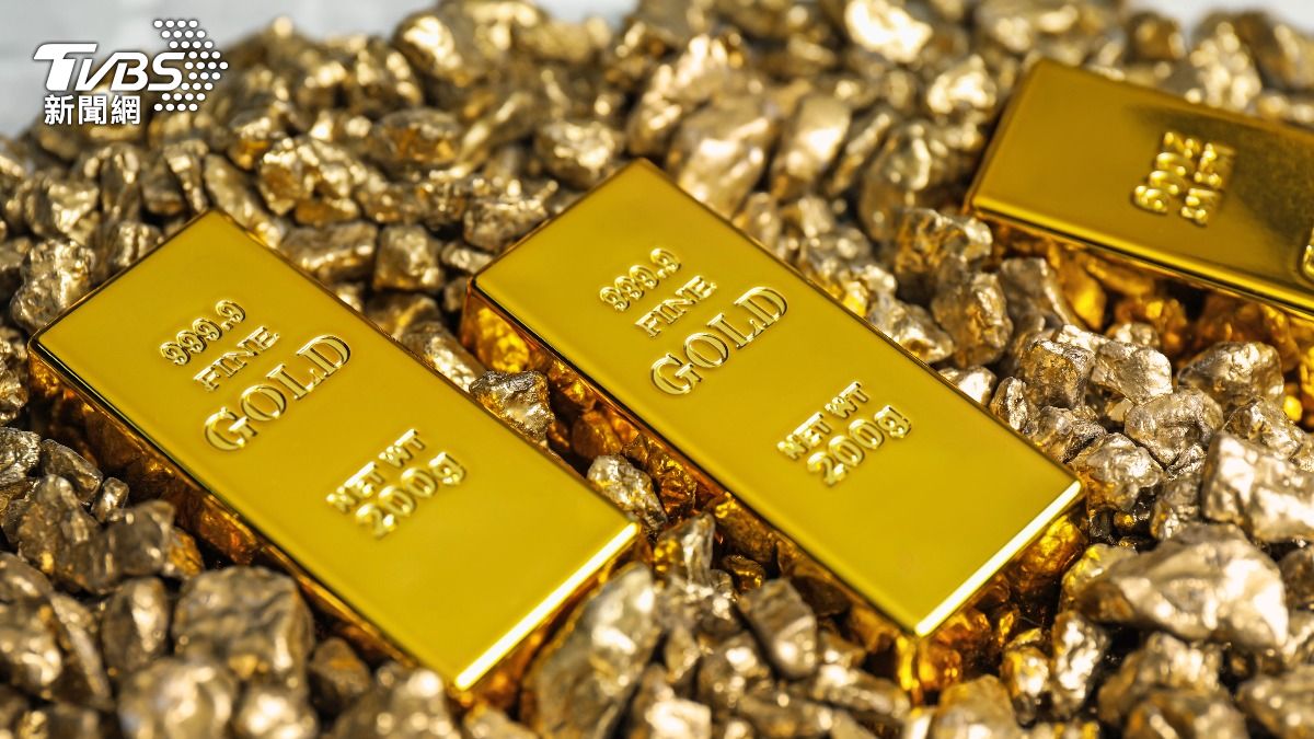 年輕人跟風進場! 金價年初至今漲63% 投資客「賣金買銀」