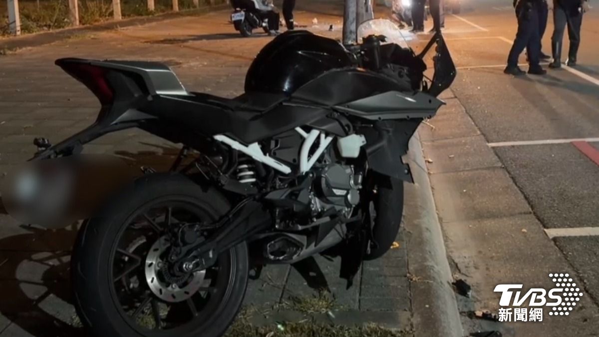 台中騎士自摔撞樹亡　同行好友目睹過程哭崩潰