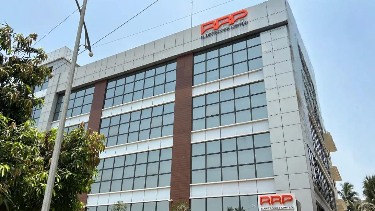 印度「偽AI股」連拉169根漲停 僅2名員工、負營收