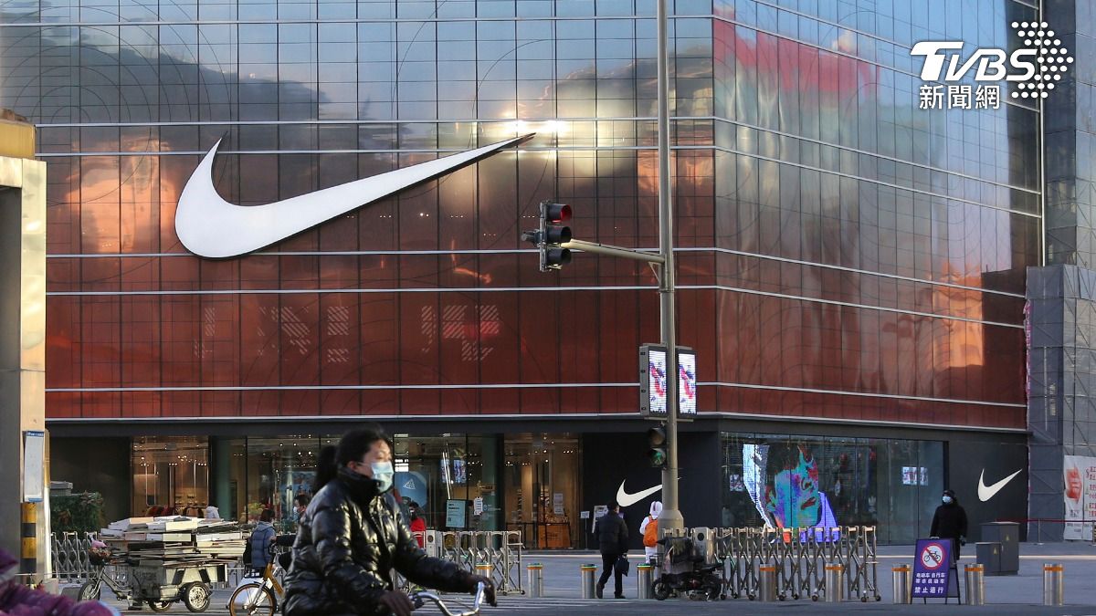 Nike中國銷售連6季下滑 難敵削價競爭與通路困境
