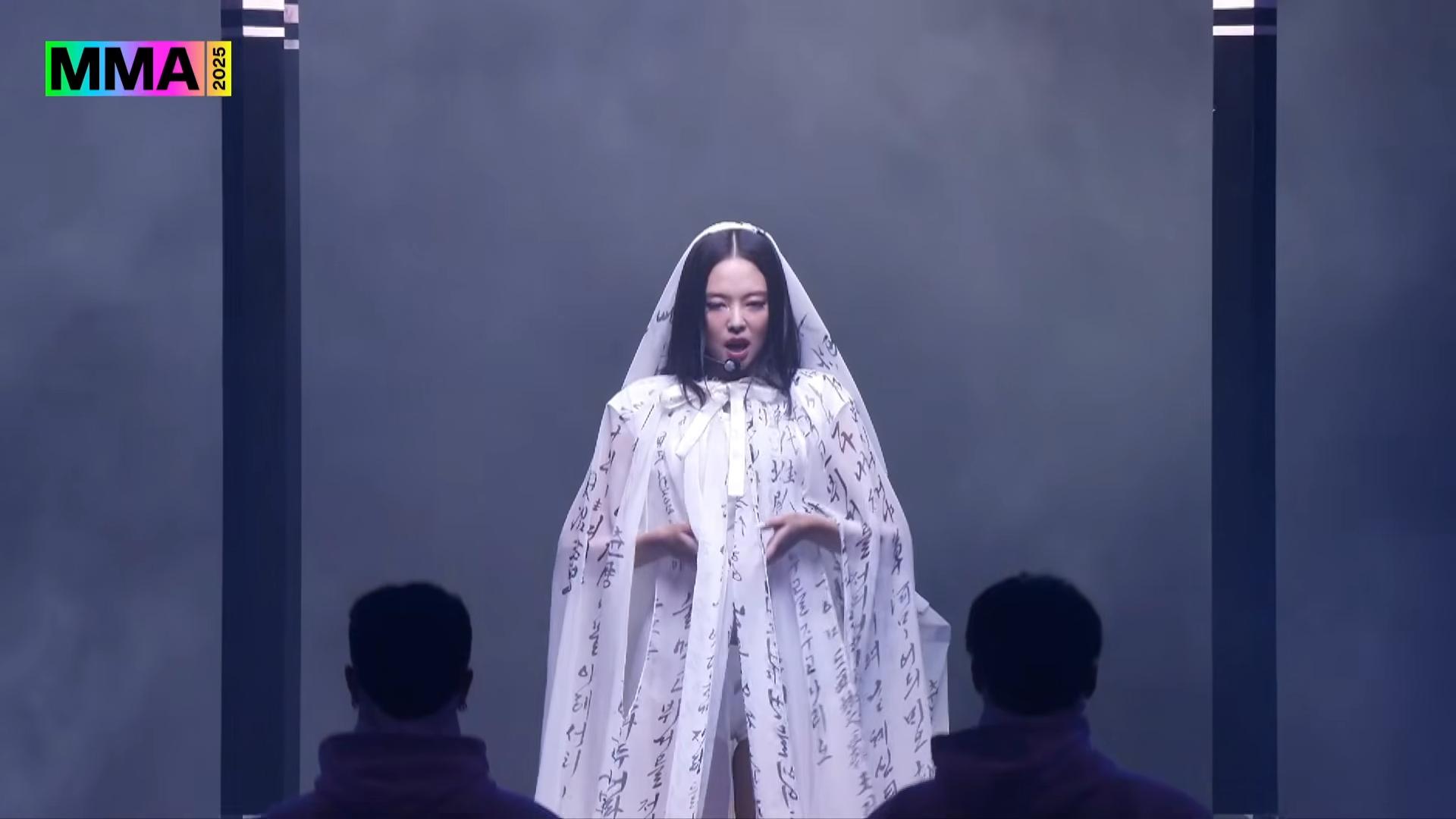 MMA/GD橫掃7獎上台直呼超爽! Jennie化身仙女突喊孤單寂寞│TVBS新聞網