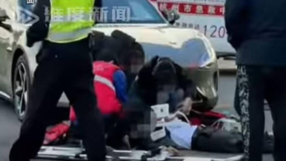 事故監視器畫面在中國社群平台流傳後，引發大量討論。（圖／翻攝自Youtube）