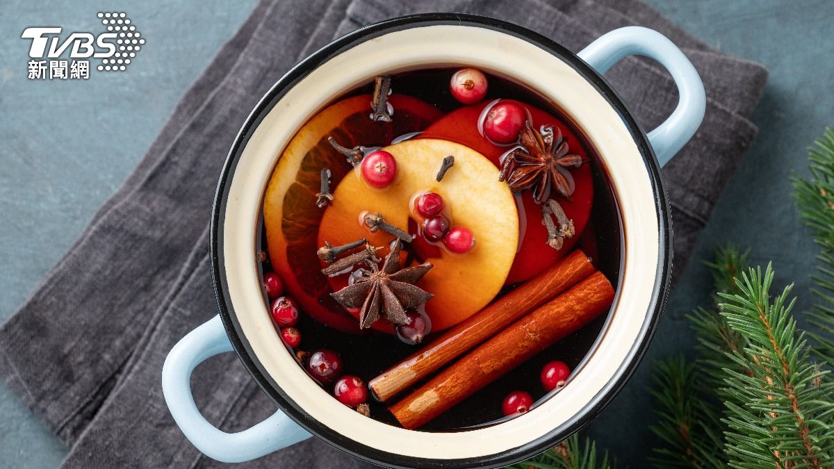 日常溫補怎麼吃？中醫曝「藥食同源」關鍵：紅酒燉蘋果活血又養顏
