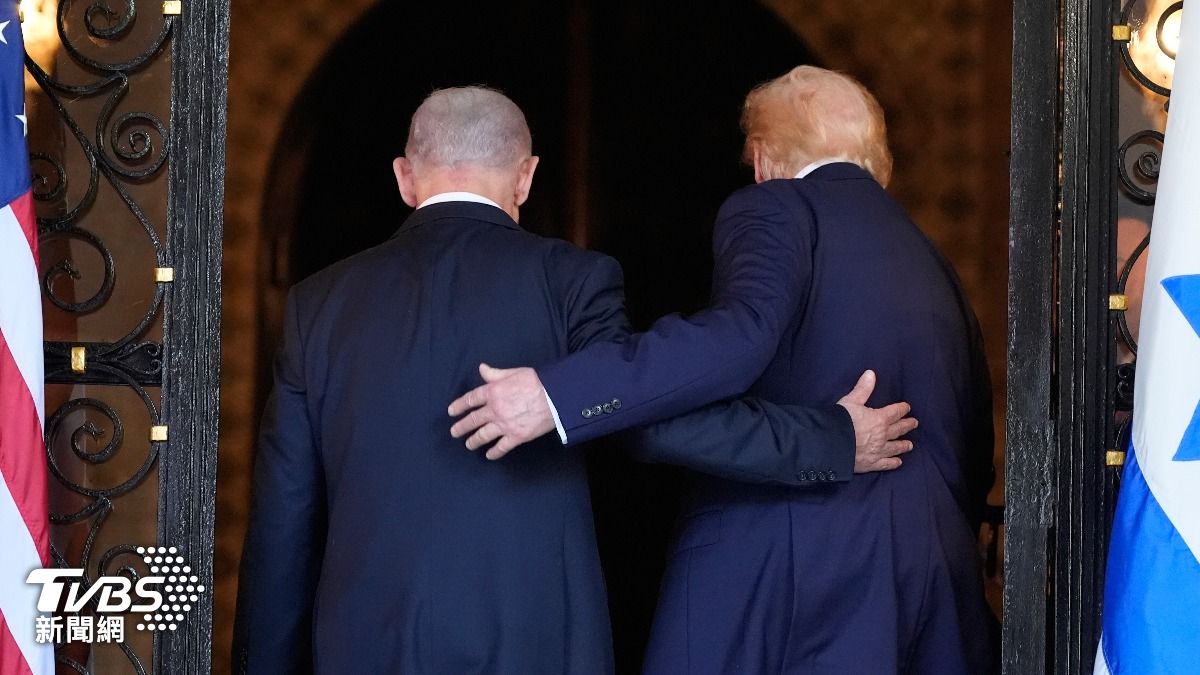 川普左手現新瘀傷！會外國領袖引健康疑慮　專家籲公開透明