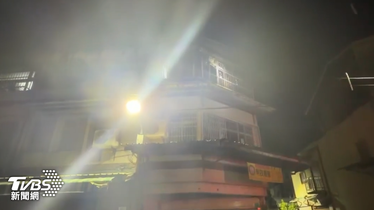 台南冷翻了!他用電暖爐釀災 「火燒厝」8人緊急疏散